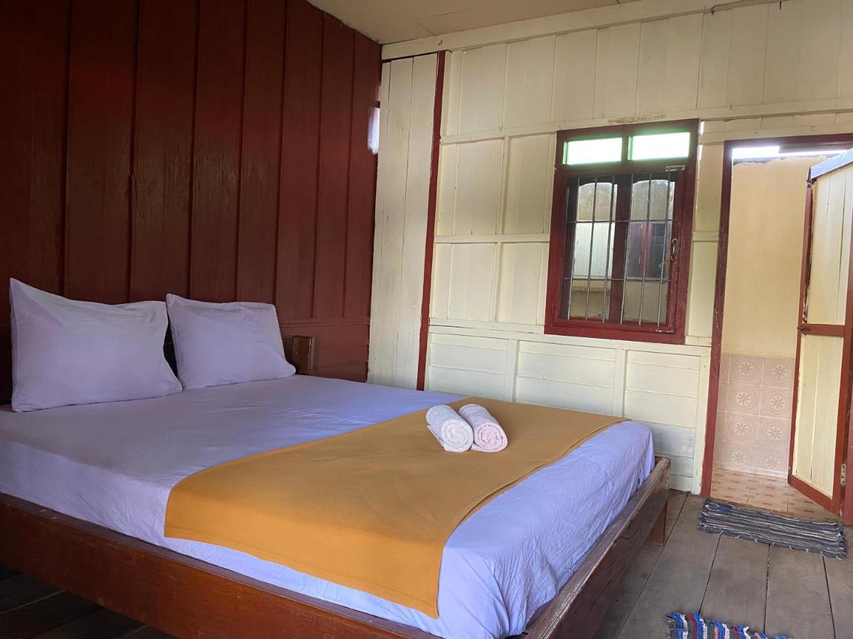 Souksanh Guesthouse Ban Donsom Exterior foto